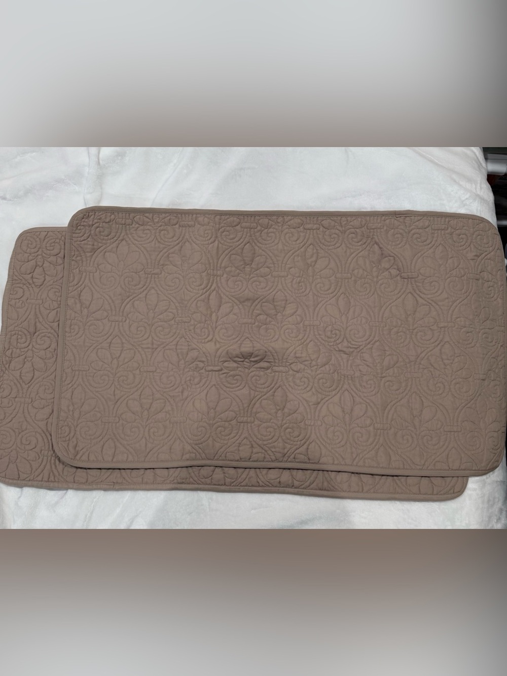 Madison Park king Quilted Pillow Shams in khaki